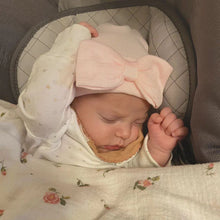 Charger l&#39;image dans la galerie, Bonnet de naissance avec BOUCLE Bow - NOUVEAU NE
